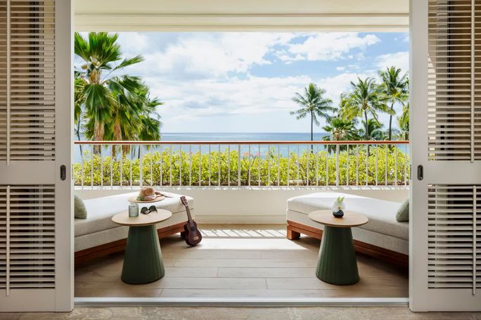 Four Seasons Resort Oahu at Ko Olina to Debut New Club Lounge