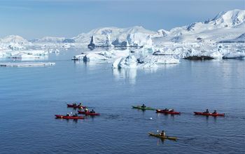 Kayaking in the Antarctic Circle