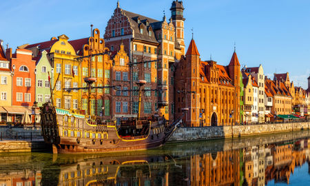 The riverside with the characteristic promenade of Gdansk, Poland. (Photo via nightman1965 / iStock / Getty Images Plus)