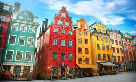 Stortorget place in Gamla stan, Stockholm (photo via adisa / iStock / Getty Images Plus)