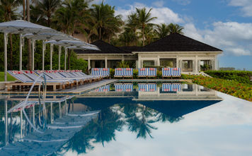 Four Seasons, The Ocean Club, resorts in the bahamas, jacquemus